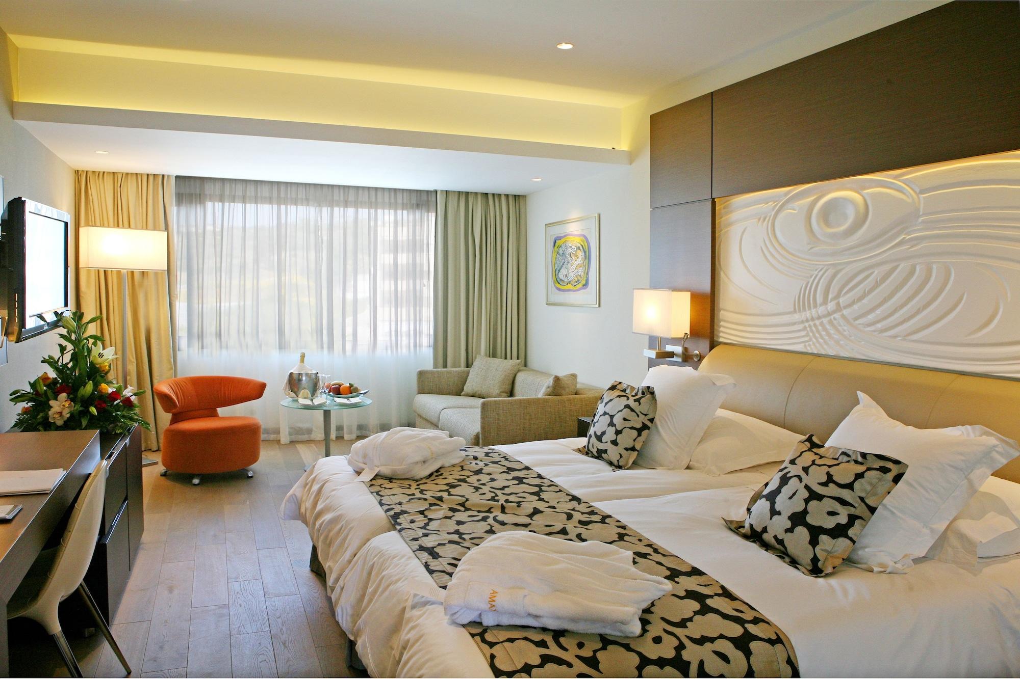 アマタス ビーチ ホテル リマソル リマソール エクステリア 写真 A room at the hotel