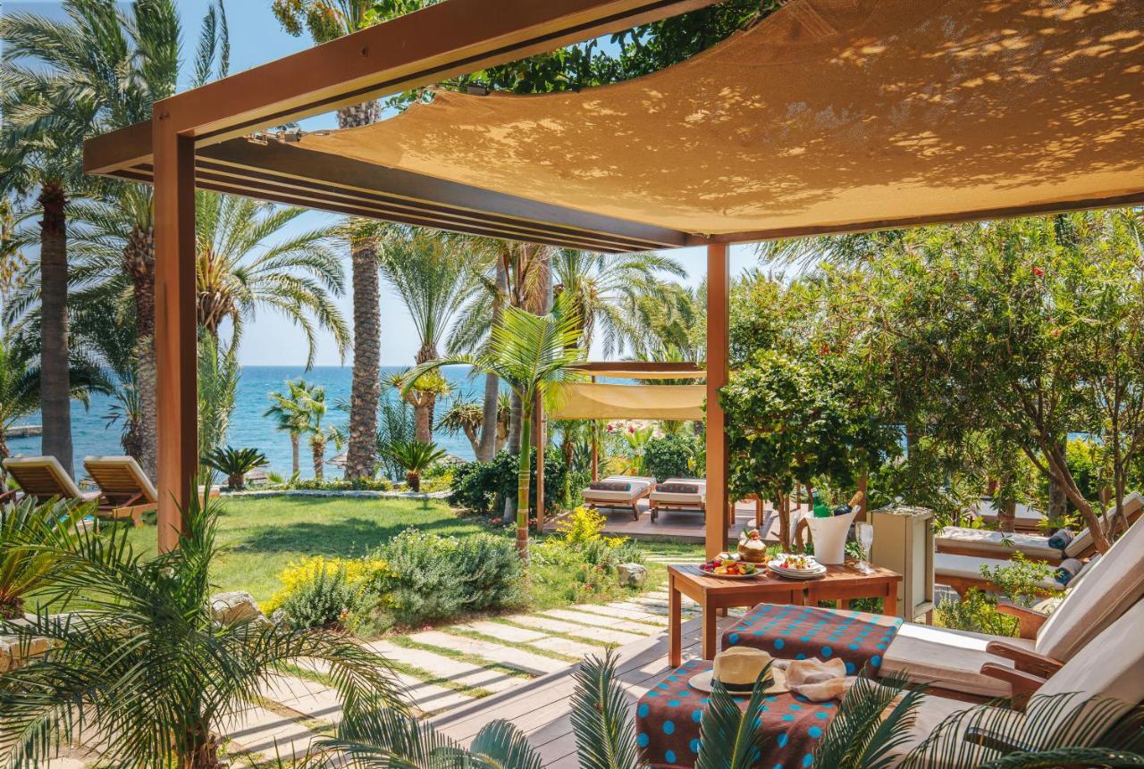 アマタス ビーチ ホテル リマソル リマソール エクステリア 写真 The beach at the resort