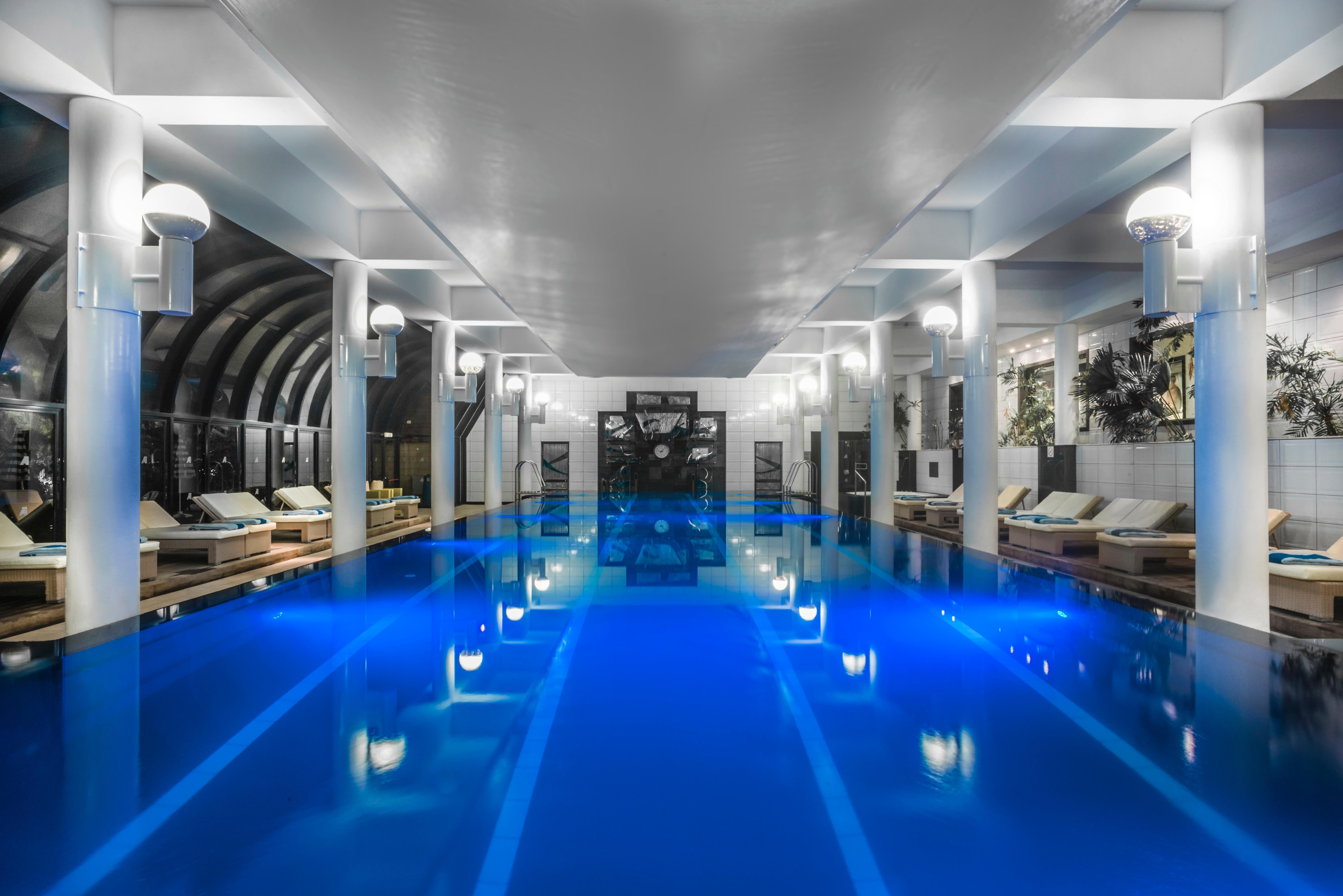アマタス ビーチ ホテル リマソル リマソール エクステリア 写真 The pool at the Mandarin Oriental, Munich