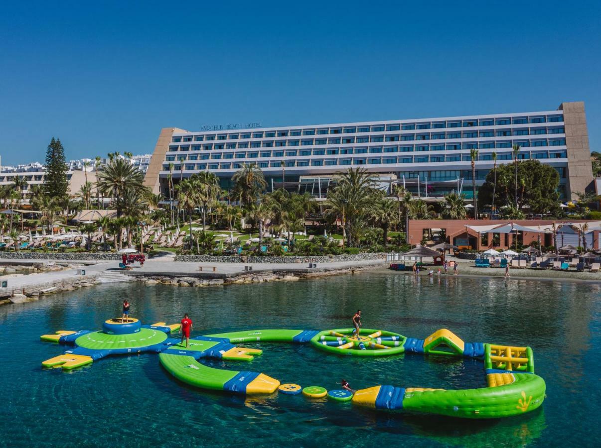 アマタス ビーチ ホテル リマソル リマソール エクステリア 写真 The resort's water park
