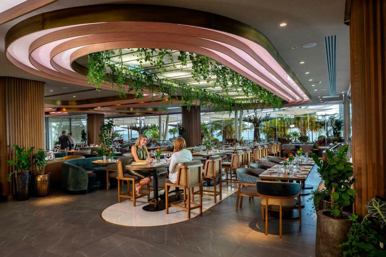 アマタス ビーチ ホテル リマソル リマソール エクステリア 写真 The interior of the restaurant